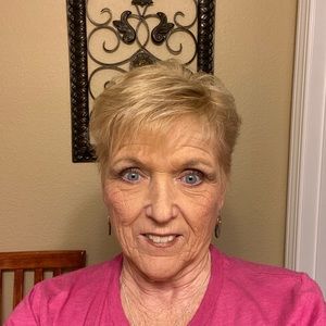 Meet your Posher, Joan